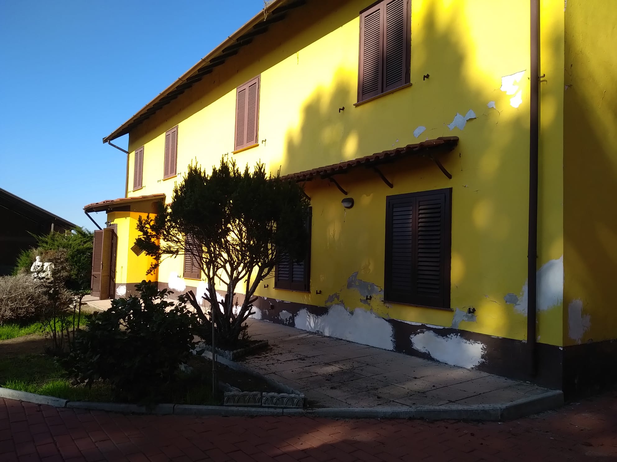Cod. 9998 - Villa su 2 livelli a Pavia